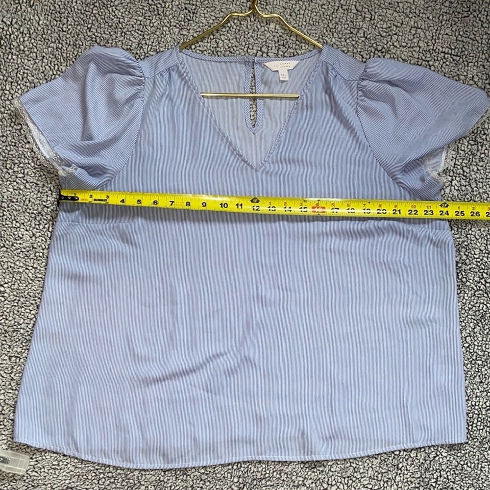 LC Lauren Conrad Light Blue Striped V-Neck Puff Sleeve Blouse